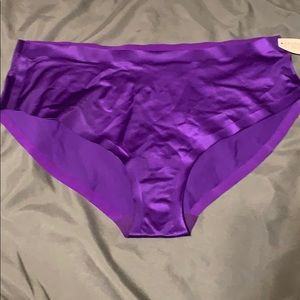 NWT Victoria’s Secret Hip Hugger satin panties